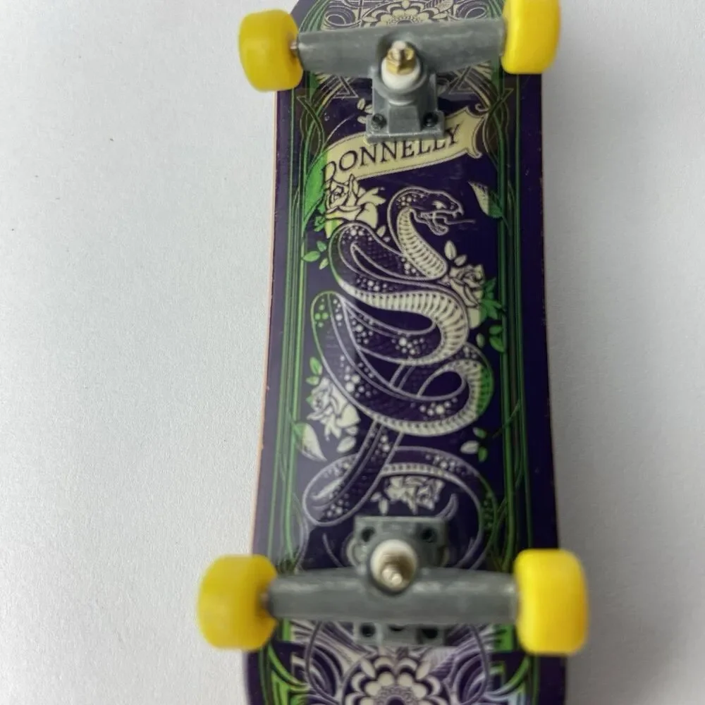 Tech Deck REAL SKATEBOARDS COMPANY Donnelly Fight Or Flight Fingerboard